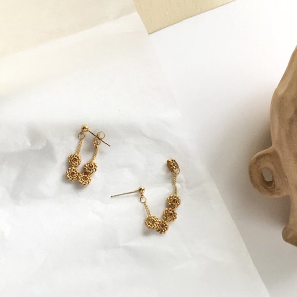 💙💕💕Last one Minimalist Circles Earrings - Picture 7 of 11